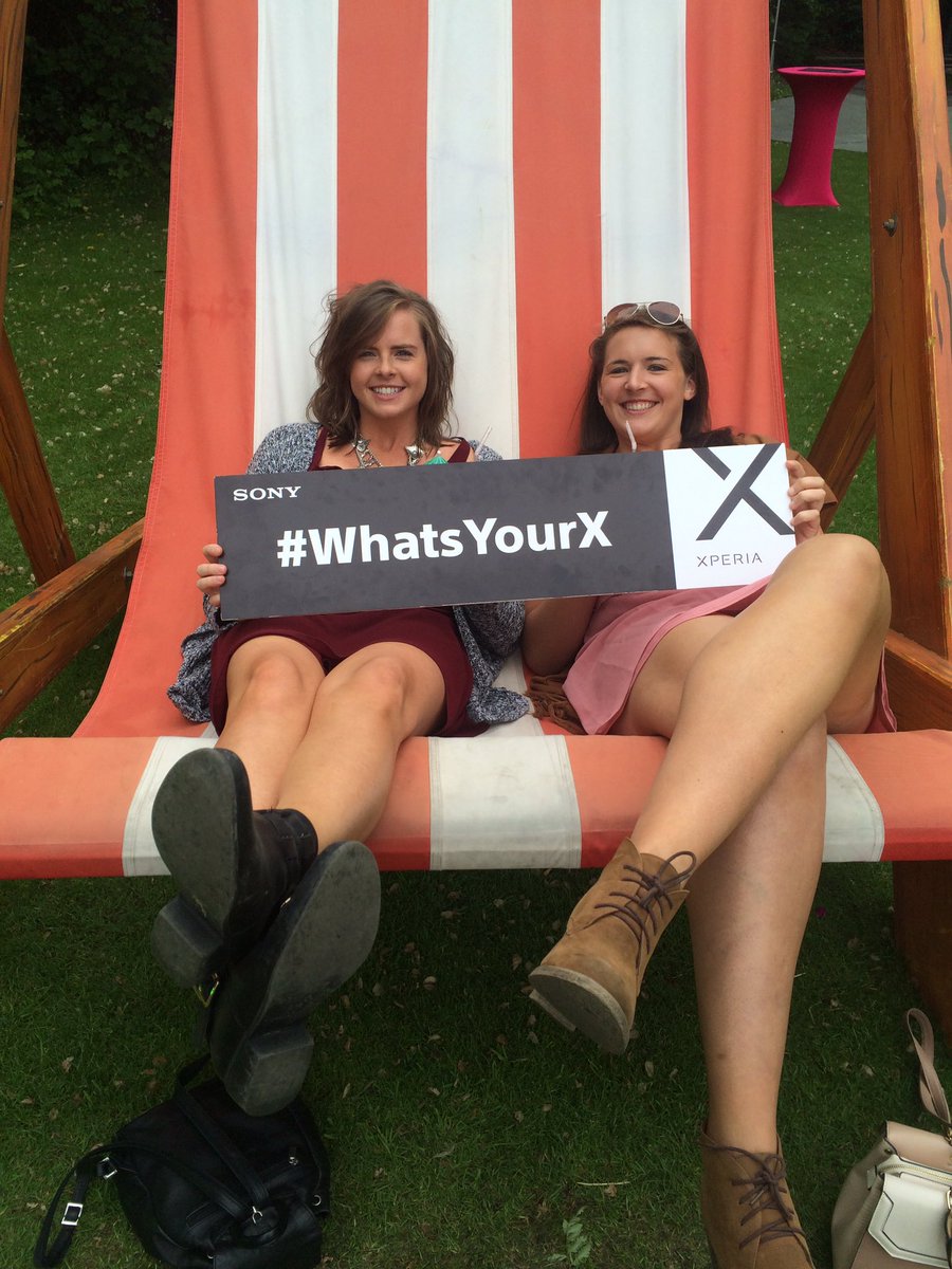 GlynnSally's tweet photo. @sonyxperia enjoying the view from our throne 👑 #WhatsYourX  #tasteofdublin #giveusablanket 🍒🍇🧀🍔🍾🍷 https://t.co/cWIZy2hMbC