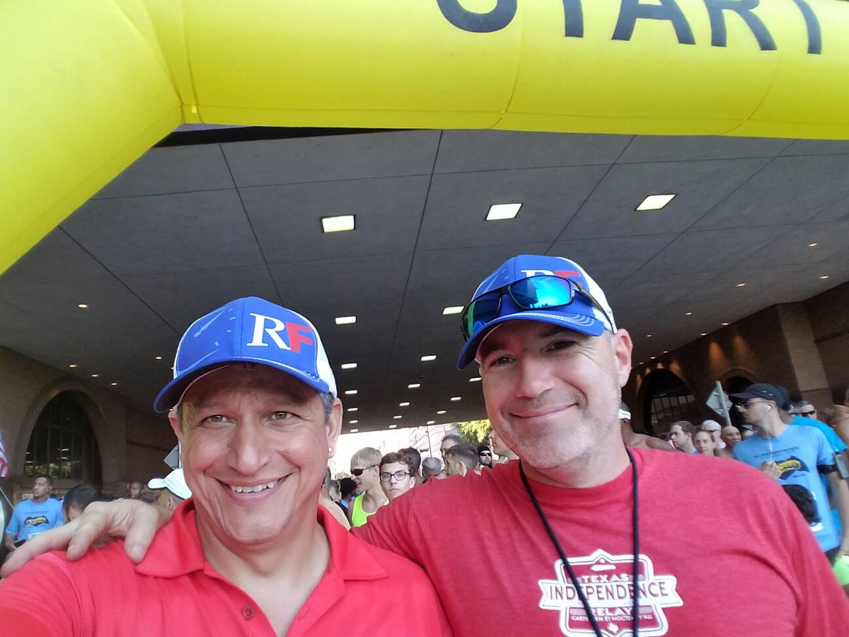 MansfieldRWH's tweet photo. The start is ready! #dadsday5k #runfarhouston @DFWRUNS https://t.co/r5tkQSPcts