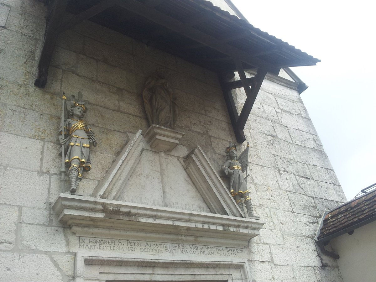 th_schmid's tweet photo. stadtführung @solothurn mit dem #HVBE: Peterskapelle auf dem römischen friedhof https://t.co/R8exRmIMM6