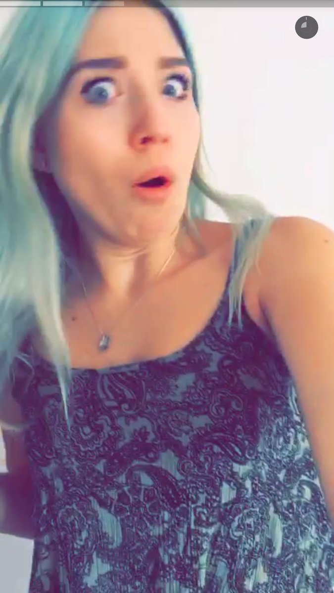 _GIULIAx's tweet photo. 😂😂 
Ach @BibisBeauty  du bist einfach zu süss ❤😏😍 #bibi @BibisBeauty https://t.co/ADddS12SX0