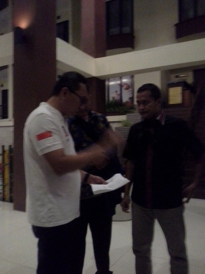 iswarimukhtar's tweet photo. Bang @ZUL_Hasan tak kenal lelah #BumikanPancasila @Official_PAN @AmanatIndo https://t.co/7o0gA0Vq0t