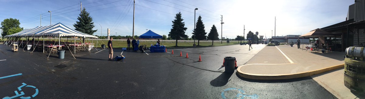 TheRealSopo's tweet photo. Harley Davidson Customer Appreciation! #att @jgarland0707 @teamindy_cor @Number1Highway https://t.co/WbtASrz2ED