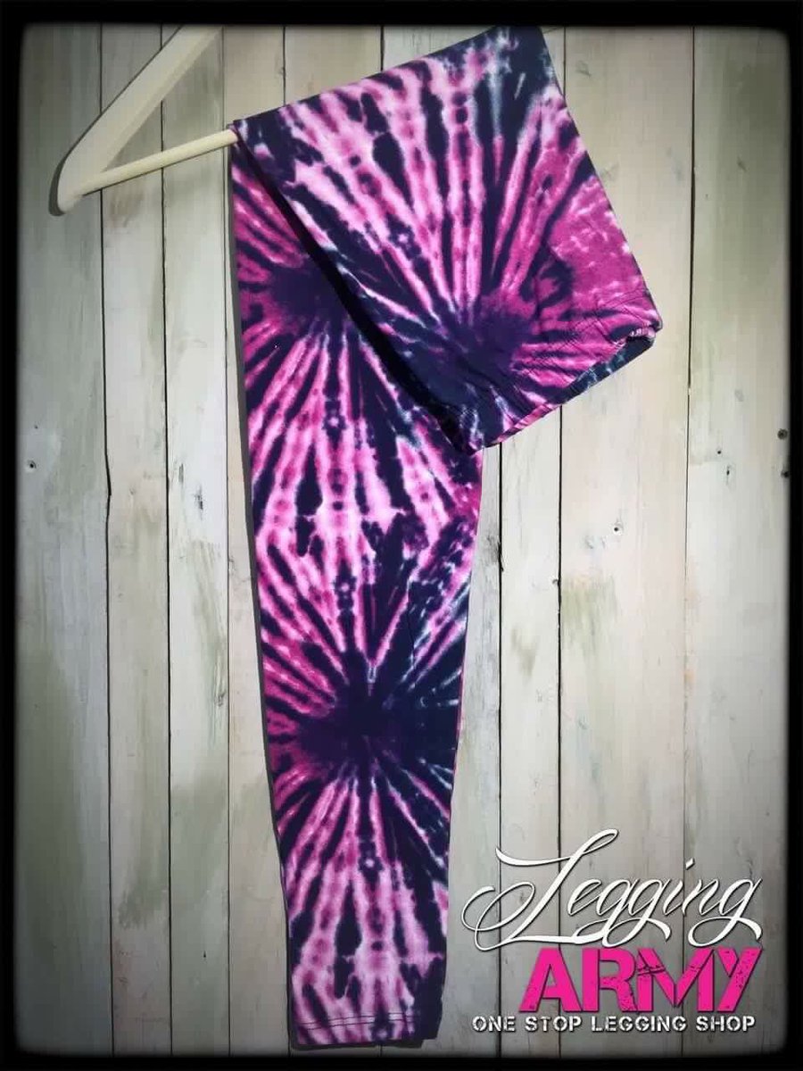 Legging_Army111's tweet photo. Pink plasma tye dye 
Available: One size https://t.co/CglP6o7mWc