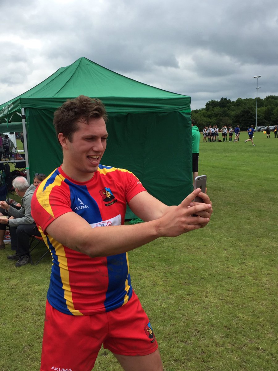 Hang on, let me just get one for my fans @GRJYeomans