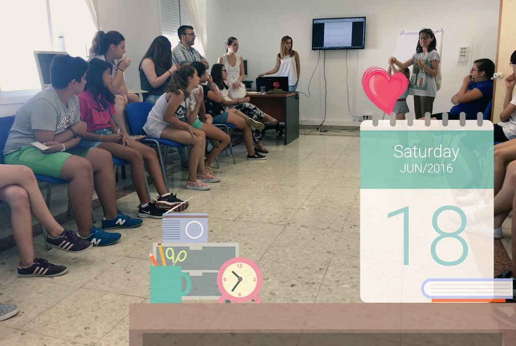gdrguadalhorce's tweet photo. Hoy @Anahevilla @Maria_JSubires @Laura en @lanoria_mlg hablando de Erasmus+ https://t.co/CFtz2q7heE