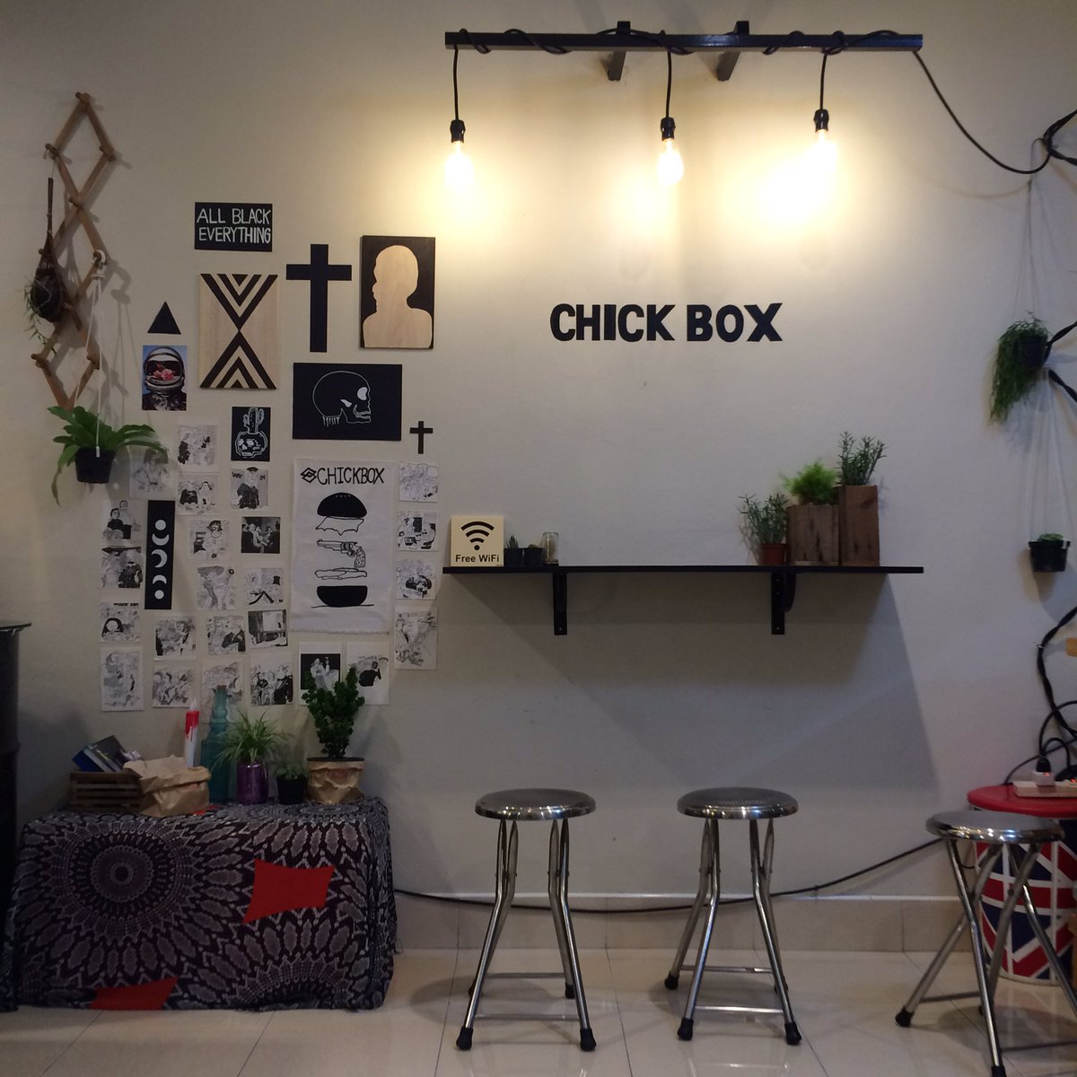 _petrapim's tweet photo. ร้านน่ารัก ราคาไม่แพง😳😍😊 #ReviewPhuket #chickbox https://t.co/pGLQFXw5AJ