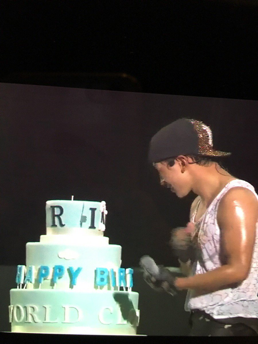 LuckyHeart16's tweet photo. #HappyBirthday @29rain 
TheSquallBeijing https://t.co/E7L6eK7JsL