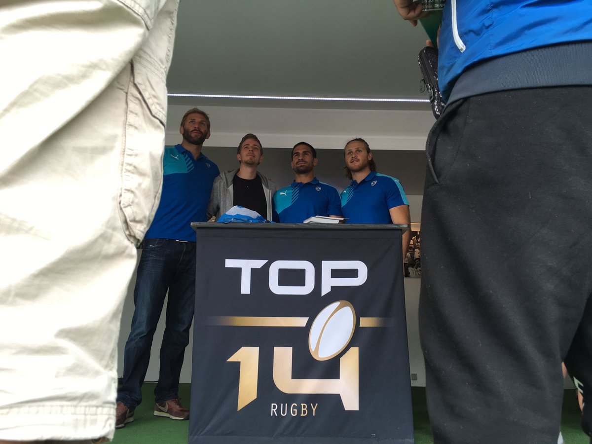 Plusieurs joueurs du <a href="/MHR_officiel/">Montpellier Rugby</a> viennent d'arriver sur le village #TOP14Tour ! #RCTMHR #RugbyBattle