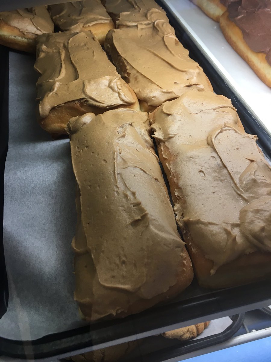 circlecmaple's tweet image. Maple Bar. Seward, Alaska #seward #alaska #lighthousecafe