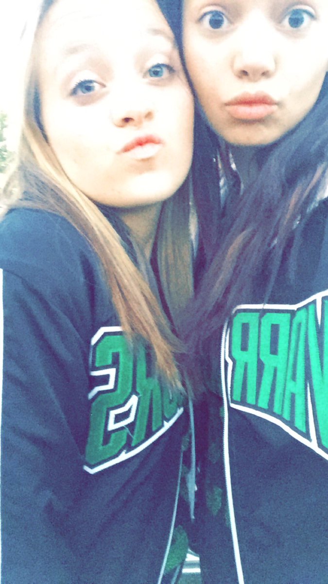 GqusaR's tweet photo. Happy 16th birthday Anna, I love you so much! ❤️ @an_brindley https://t.co/lraePgAkSC