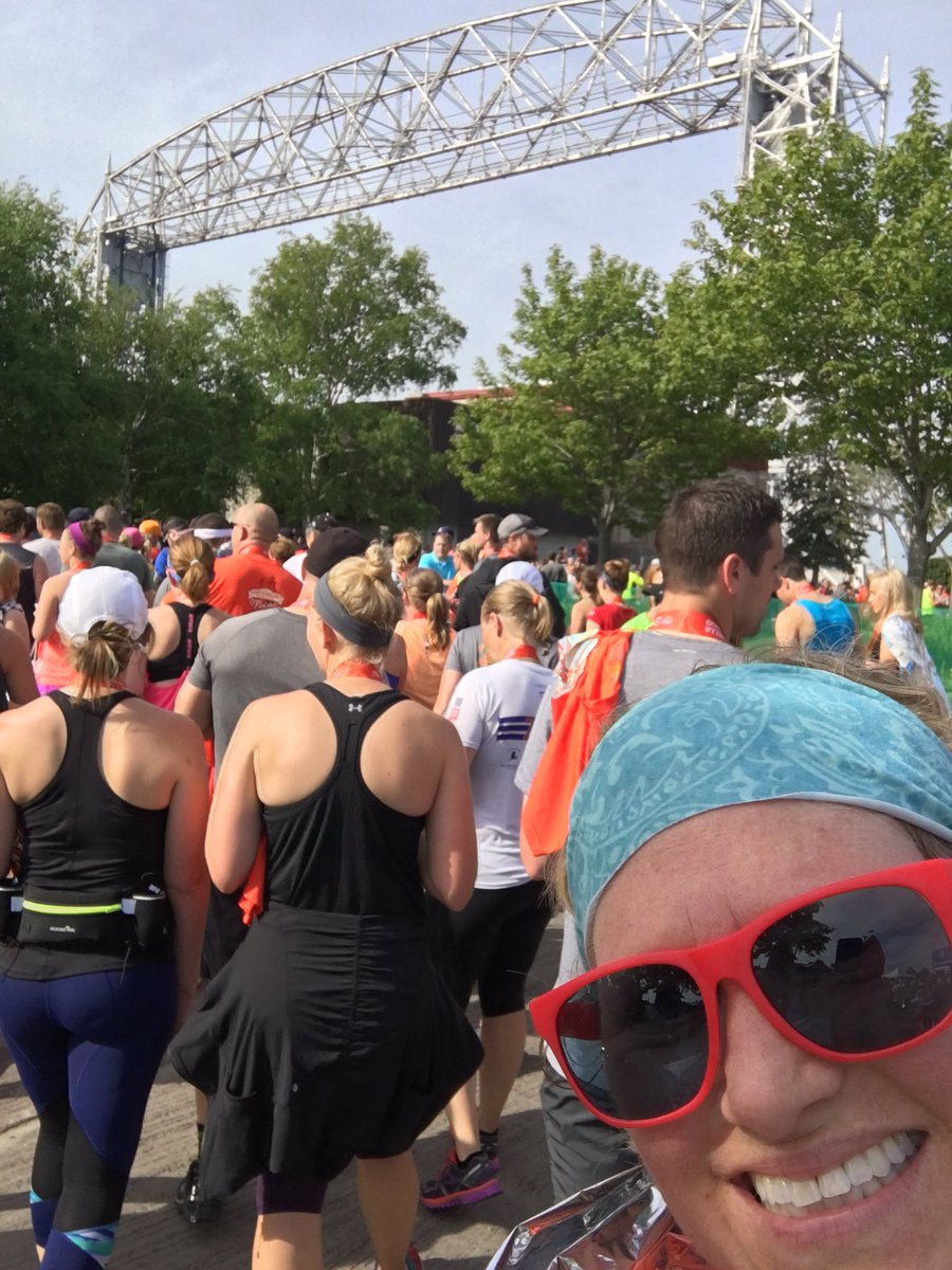 kamundson5's tweet photo. Great run @GrandmasMara #gmas16 #halfmarathon with a perfect @WalkOffTheEarth playlist �� Thanks to all volunteers! https://t.co/HOu49ajweu