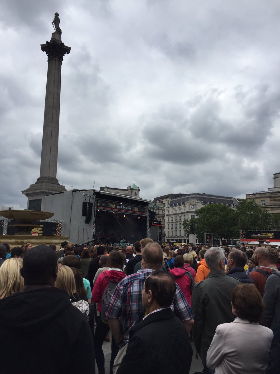chubTheo's tweet photo. #WestEndLIVE https://t.co/hh0nYC1AWc