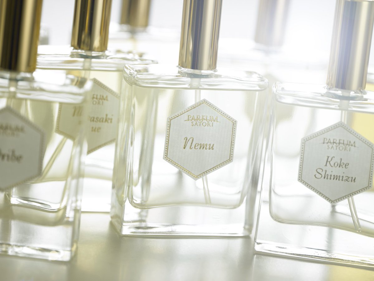 perfumecritic's tweet photo. Parfum Satori, win a sample! https://t.co/gkoRmDjTC7 #fragrantica @fragrantica #fragrance @parfumsatori #japanese https://t.co/eRq5uLsgGe