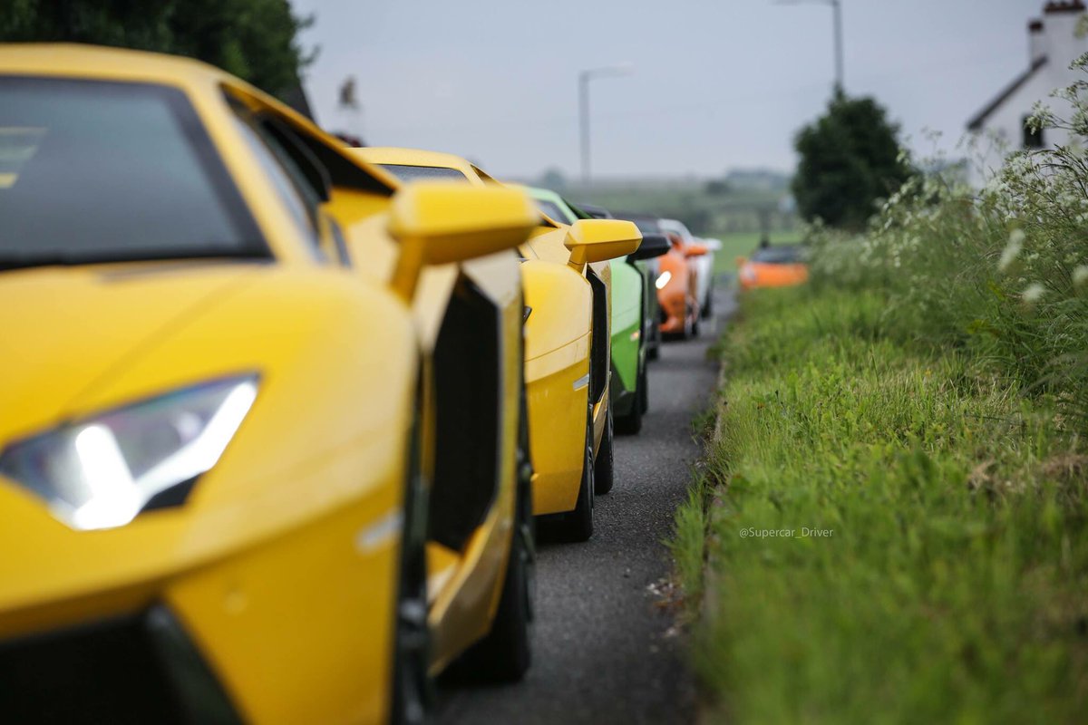 aSUPERCARDRIVER's tweet photo. Colourful line up yesterday https://t.co/TWcyhEX7C1