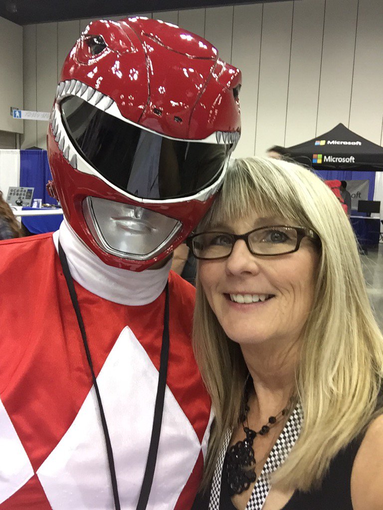 Kristi Lee on Twitter: &ldquo;Countdown to podcast at 11! @IndyPopCon (Red is