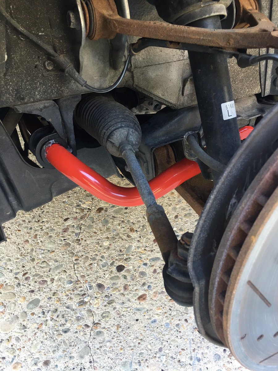 DickZhang01's tweet photo. @eibach_racing front roll bar installed full-stiff on the #s2000. Let's see if we can tame that rear end today https://t.co/QeXvIuizZA