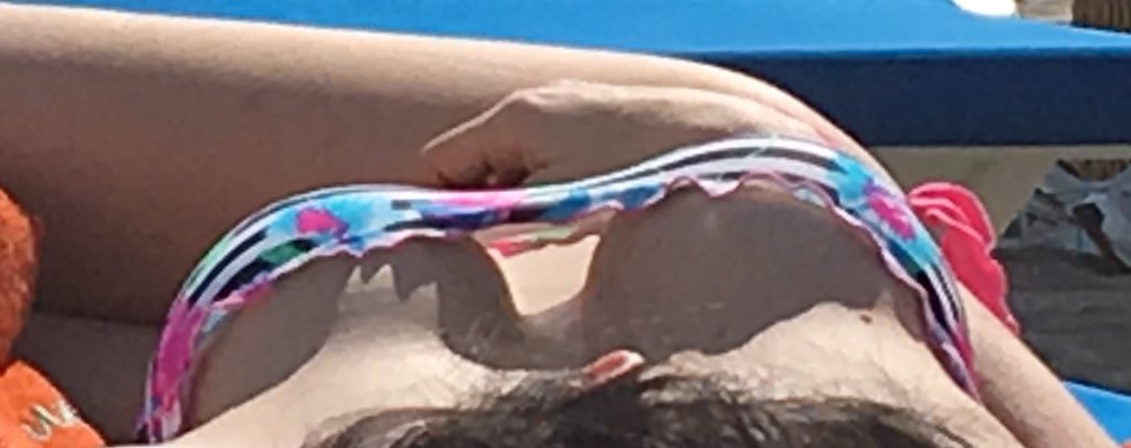 Davidone74's tweet photo. Niente prima di andare in spiaggia passo dal gommista. #10bar grazie. https://t.co/Uu4SEhixkn