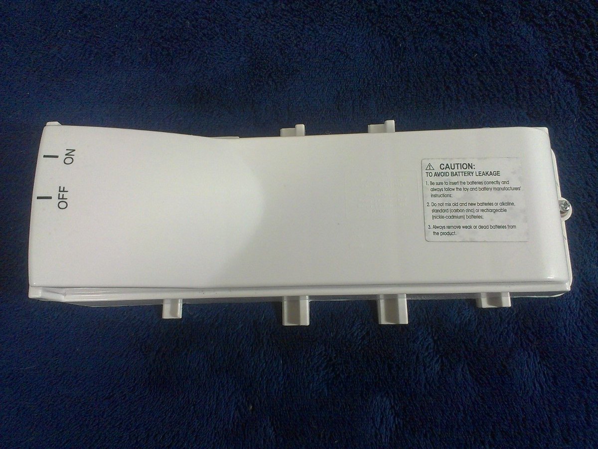 STEEL5757's tweet photo. #ReplacementBatteryCover Butterscotch Pony https://t.co/baRnrIZzaD #hasbroparts #partsfortoys https://t.co/Hn9NyABZT3