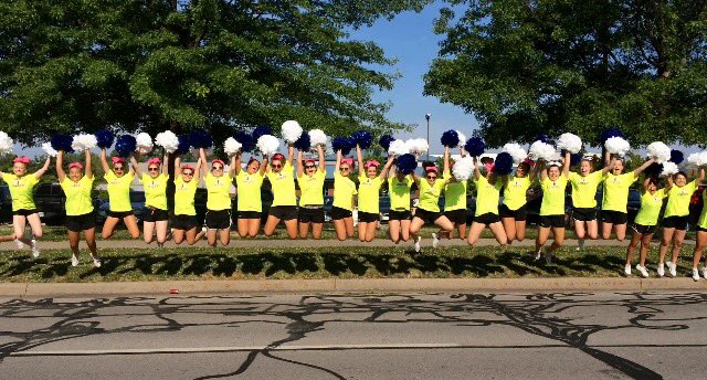 LHSJaysCheer's tweet photo. Cheering on the runners at the Dad/Daughter 5K this morning! https://t.co/4KUjumFBlP
