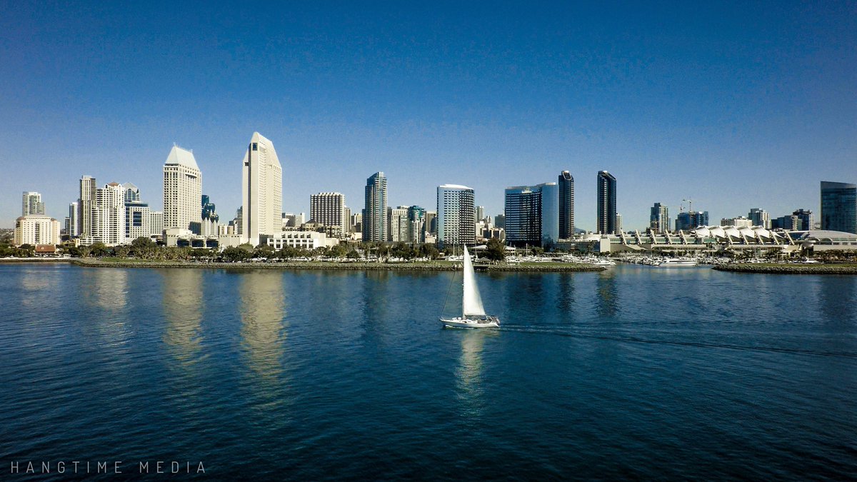 HangtimeMedia's tweet photo. #hangtimemedia doing some #summertime #sailing in #sandiego @visitsandiego #dronephoto #travel #missionbay https://t.co/XaExWVJrZ5