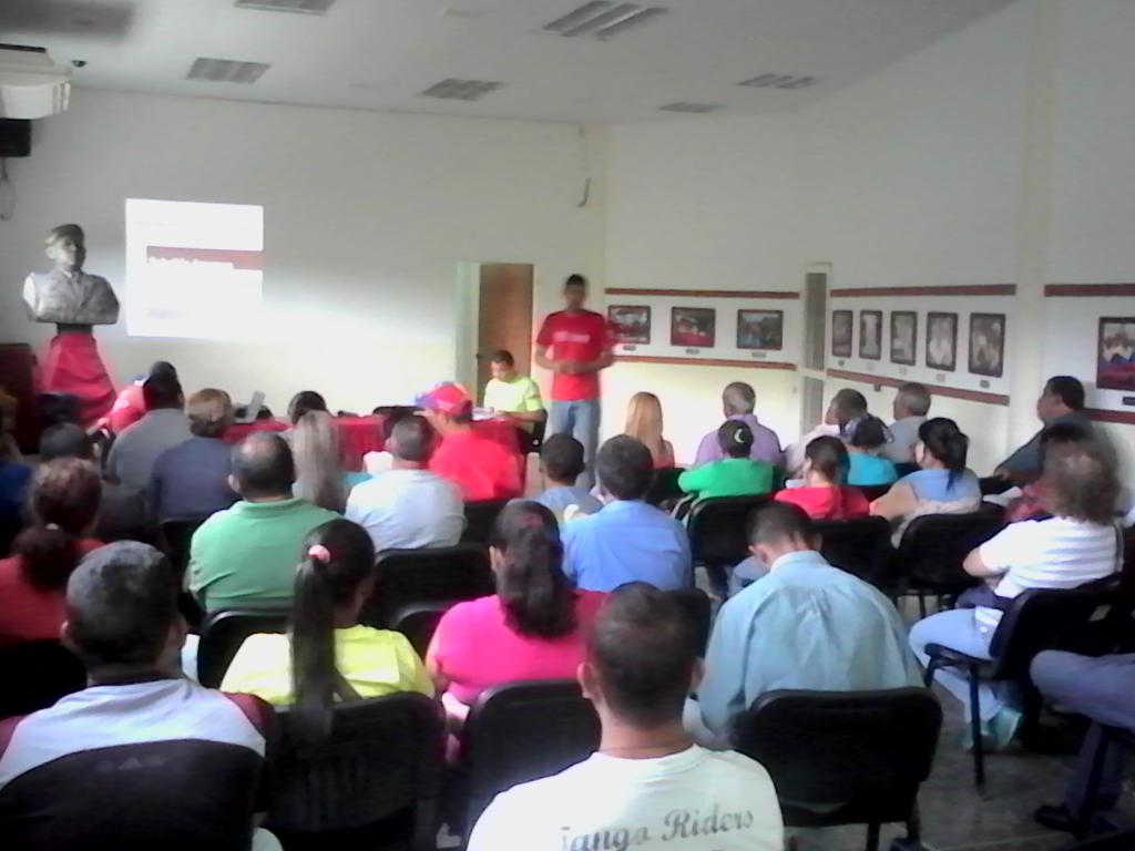 TaquillaGuarico's tweet photo. Ahora Lineas de trabajo por parte del Tutor Nacional @wilmeralvaffm #PlanNacionalDeFormacion #Guarico @MPComunas https://t.co/KKTwM51f6e