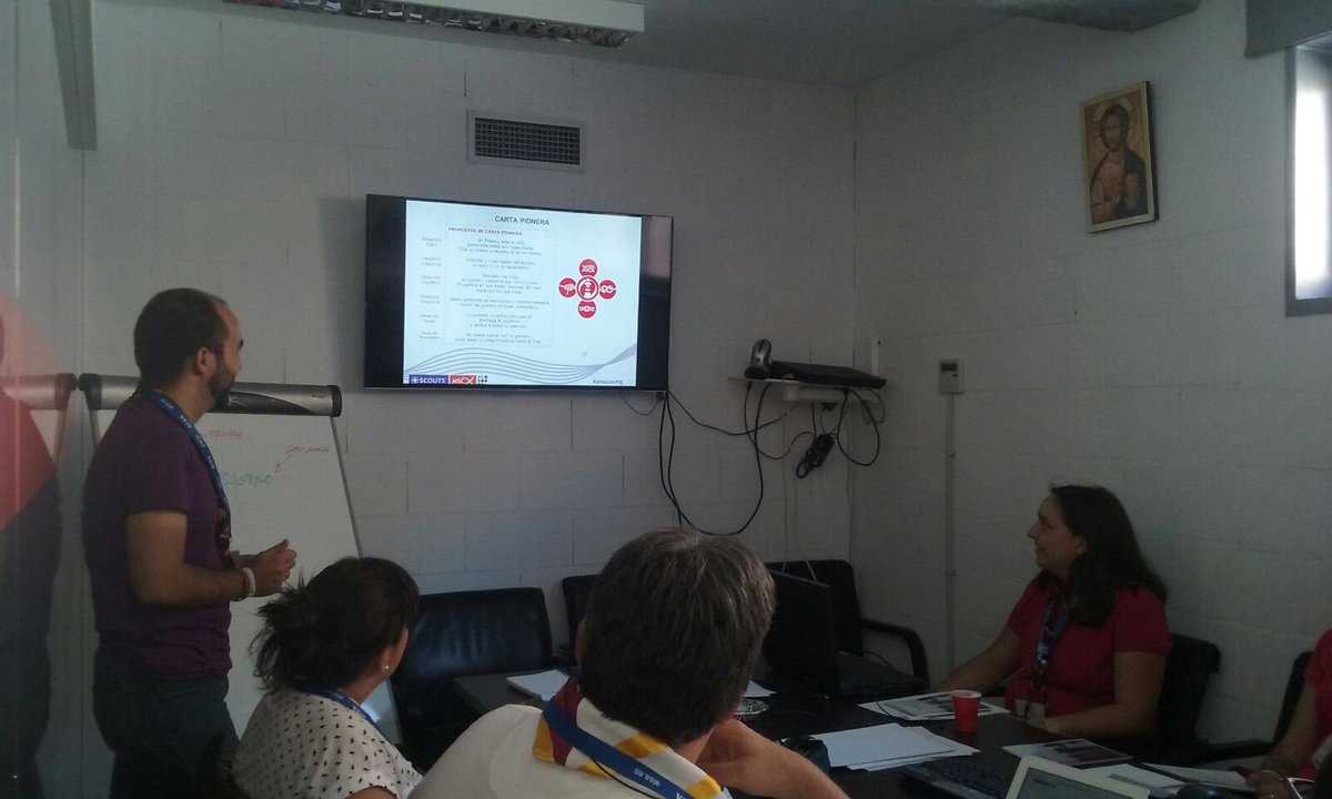 scouts_msc's tweet photo. Hoy continuamos con la formación presencial sobre el #PdJ de @scoutsmsc . Esta vez toca la metodología de ramas https://t.co/1lSs2XViKH