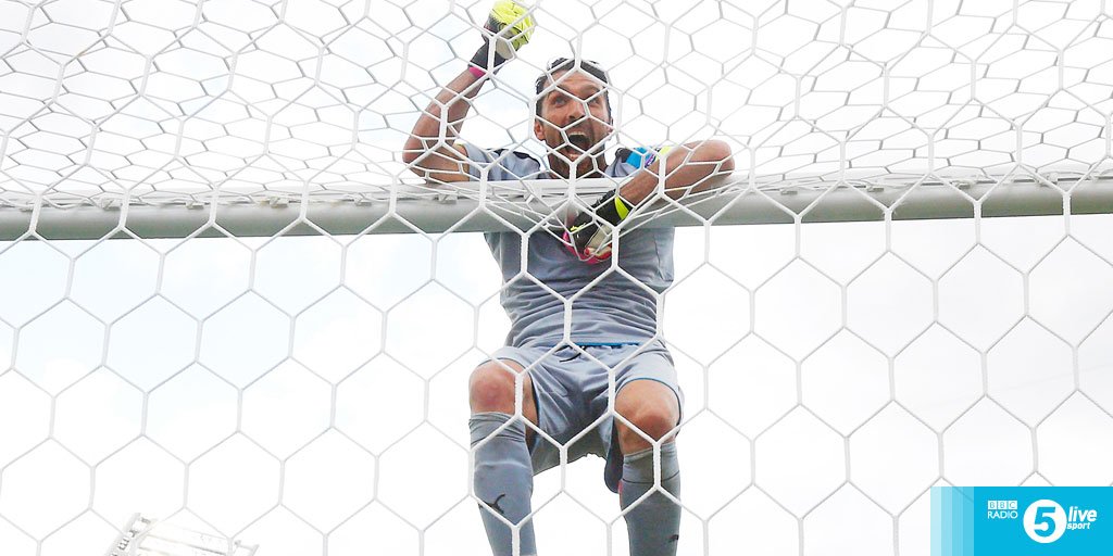 5liveSport's tweet image. #ITA are through as #EURO2016 Group E winners

They will face the Group D runners-up on 27 June at Stade de France