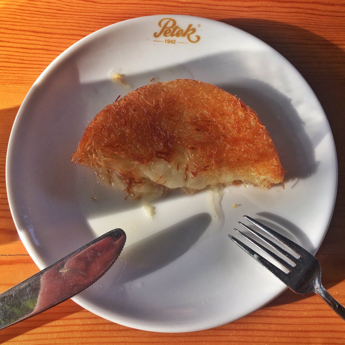 <a href="/eserunsalan/">Eser Ünsalan</a> Boşver şimdi. <a href="/selinsumbultepe/">selin sümbültepe</a> 🍴