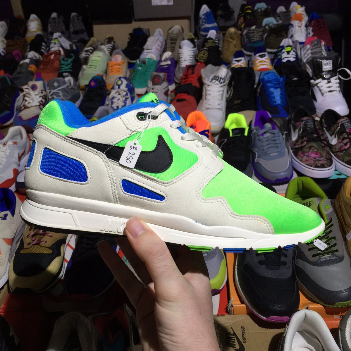 crepecity's tweet photo. DS flow goodness. That shape doe. 

#crepecity https://t.co/ZZIpwb5zx5