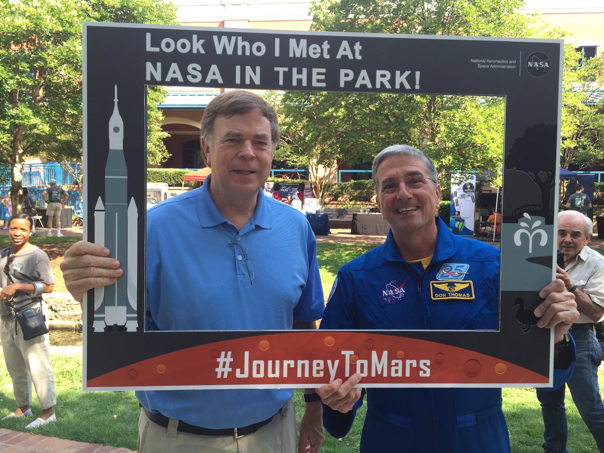 NASA_SLS's tweet photo. NASA Day in the Park is here! Come downtown and see us! @astro_DonThomas @TommyBattle #NASARSA2016 @DowntownHSV https://t.co/e037lnkU69