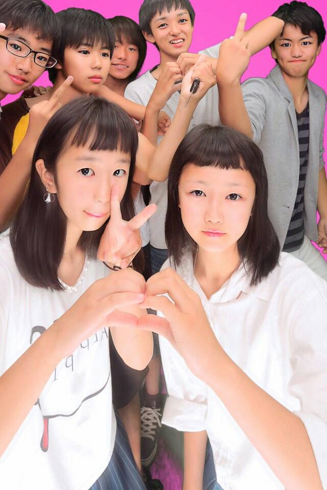 iUPboOHqlgKQXZQ's tweet photo. このメンツで神旭の文化祭&amp;フジ♥
かなちゃんに会えんかった泣
このメンツサイコーぢゃわ！
笑いすぎたね。
ゆきの先輩とてるこに感���ね！
てか、みんな３年なのにうちだけ２年ってゆーね爆笑 https://t.co/YCChDl08dG