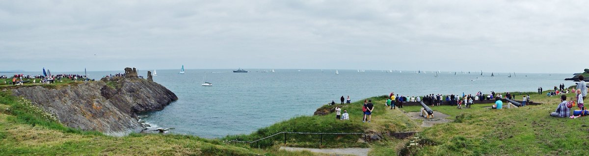 Best of luck to all the <a href="/RoundIreland/">Round Ireland Yacht Race</a> #yacht race competitors, a great send off today! #Wicklow