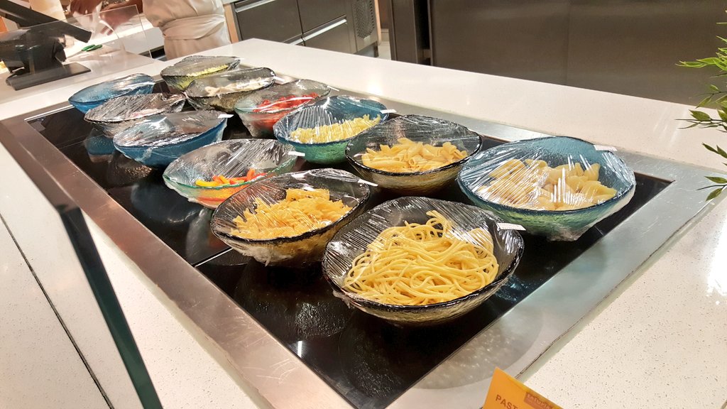 DTArchive's tweet photo. Alright then, let's get ready for an epic #iftar @EatopiaQatar shall we?
#RamadanWithDohaTweetups #Ramadan https://t.co/bGkQfqAPdX