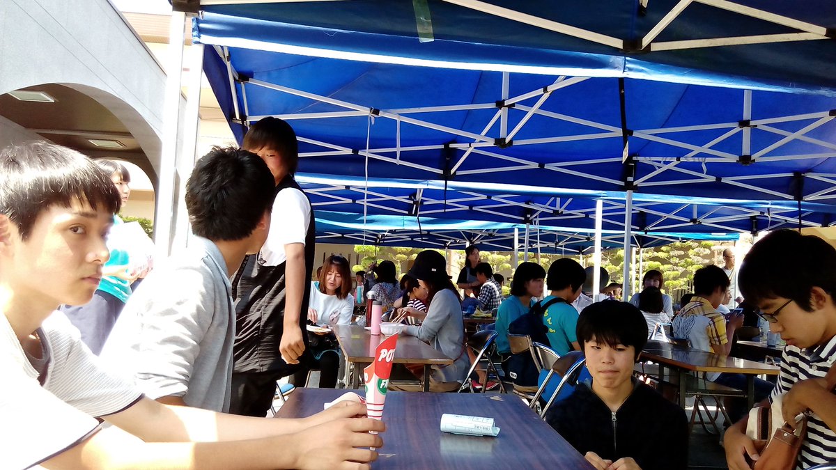 iUPboOHqlgKQXZQ's tweet photo. このメンツで神旭の文化祭&amp;フジ♥
かなちゃんに会えんかった泣
このメンツサイコーぢゃわ！
笑いすぎたね。
ゆきの先輩とてるこに感���ね！
てか、みんな３年なのにうちだけ２年ってゆーね爆笑 https://t.co/YCChDl08dG