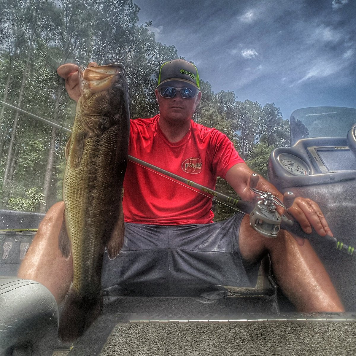 a_kochell's tweet photo. @EnigmaFishing rods puttin em in the boat with the @BayouNation Jbug. @BASS_nation @TolBendCountry @phoenixbassboat https://t.co/Bn2As0kQsA