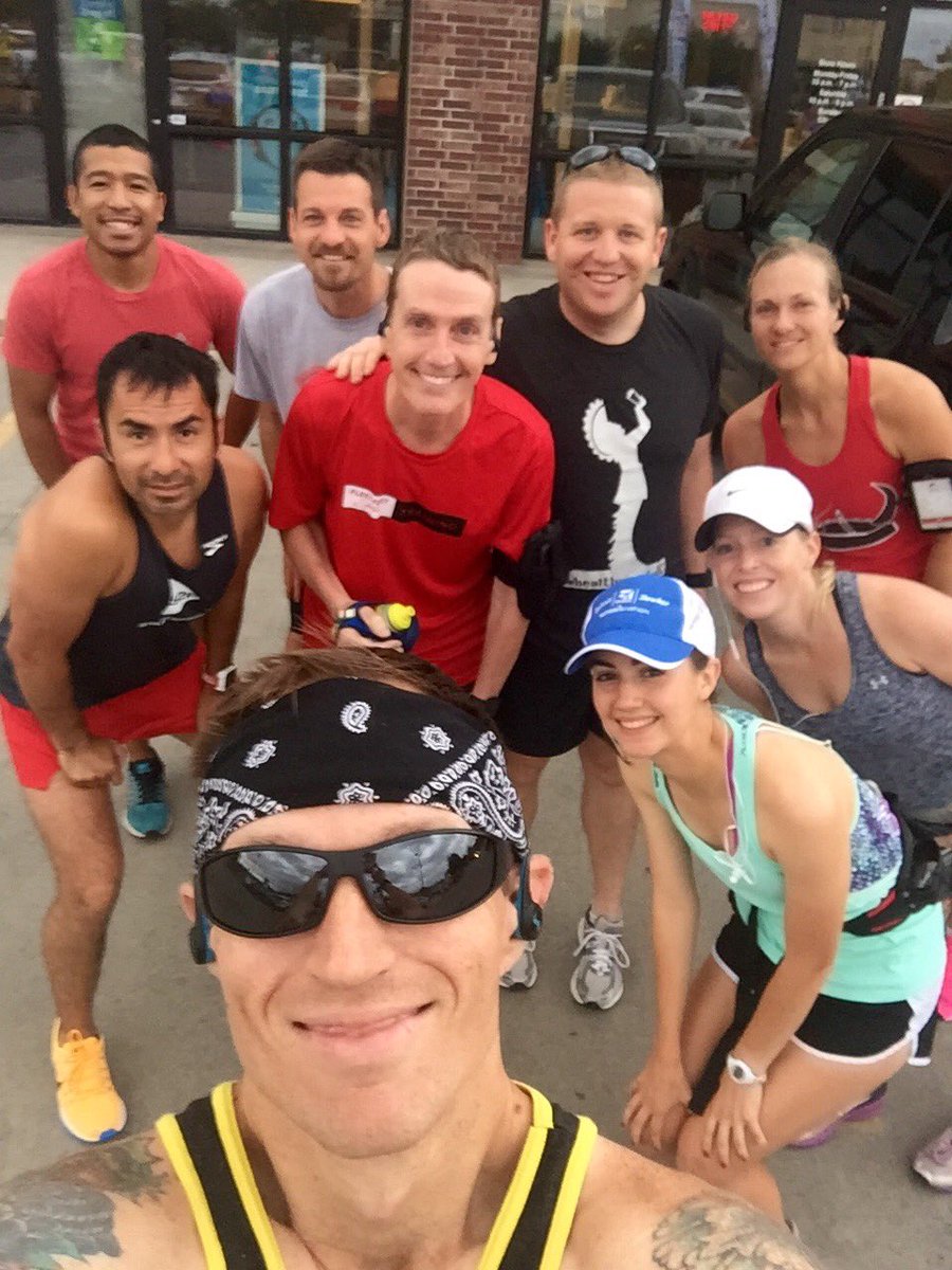 RunningBatman's tweet image. Ran 10 great miles this morning with S2F marathon training! @runpfm #Pfmjoes #ffict