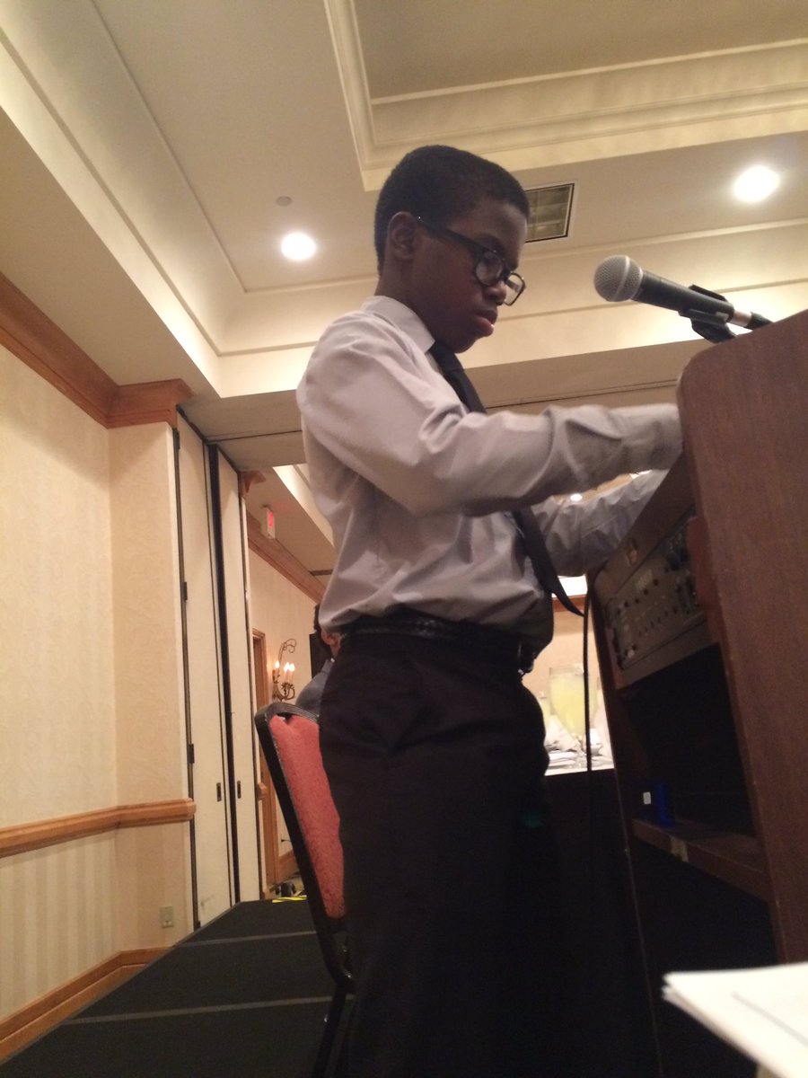 scoopjefferson's tweet photo. 8th Grade MEPI student Justin Cook speaking @ 2016 Year End Banquet Program @ Marriott North Indy #MEPI2016 https://t.co/pvP7rHVEcm