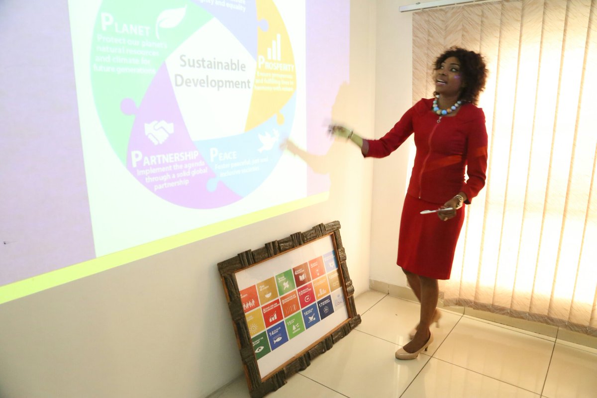 DrMinaOgbanga's tweet photo. Always #excited to talk #sustainability #60Solutions #SDGs #Womenindev #Club17africa #GlobalGoals #EDD16 @SDGFund https://t.co/gsJmJQjcll