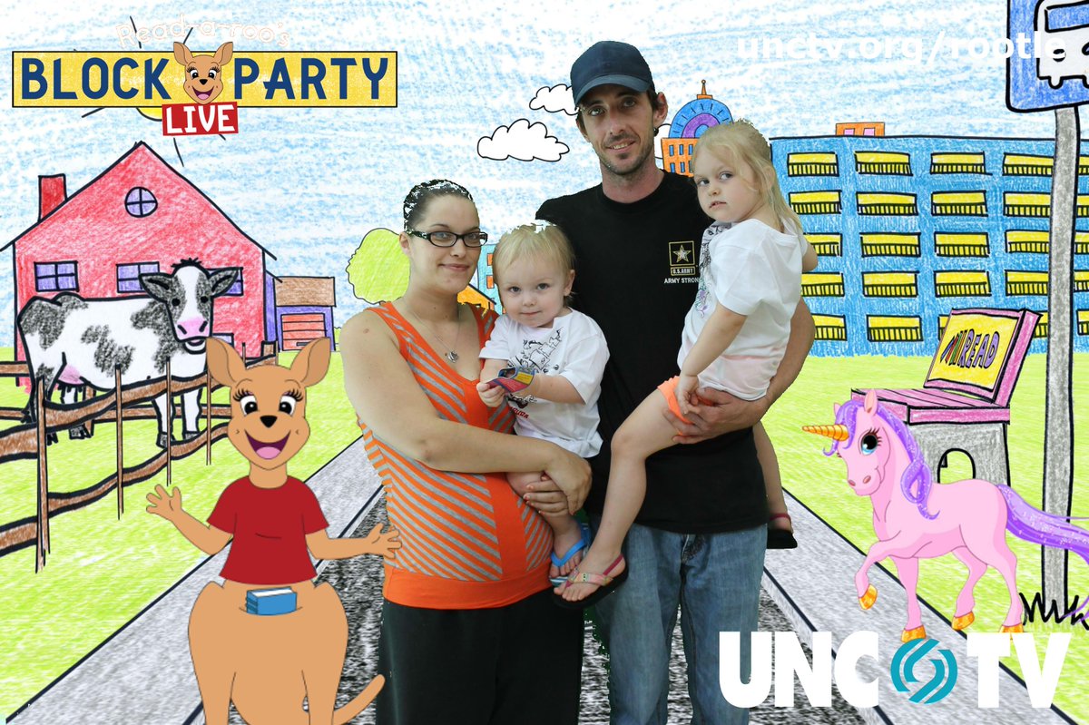 TapSnapPhotos's tweet photo. @unctvkids #Readaroo https://t.co/o5bmHZuX2F