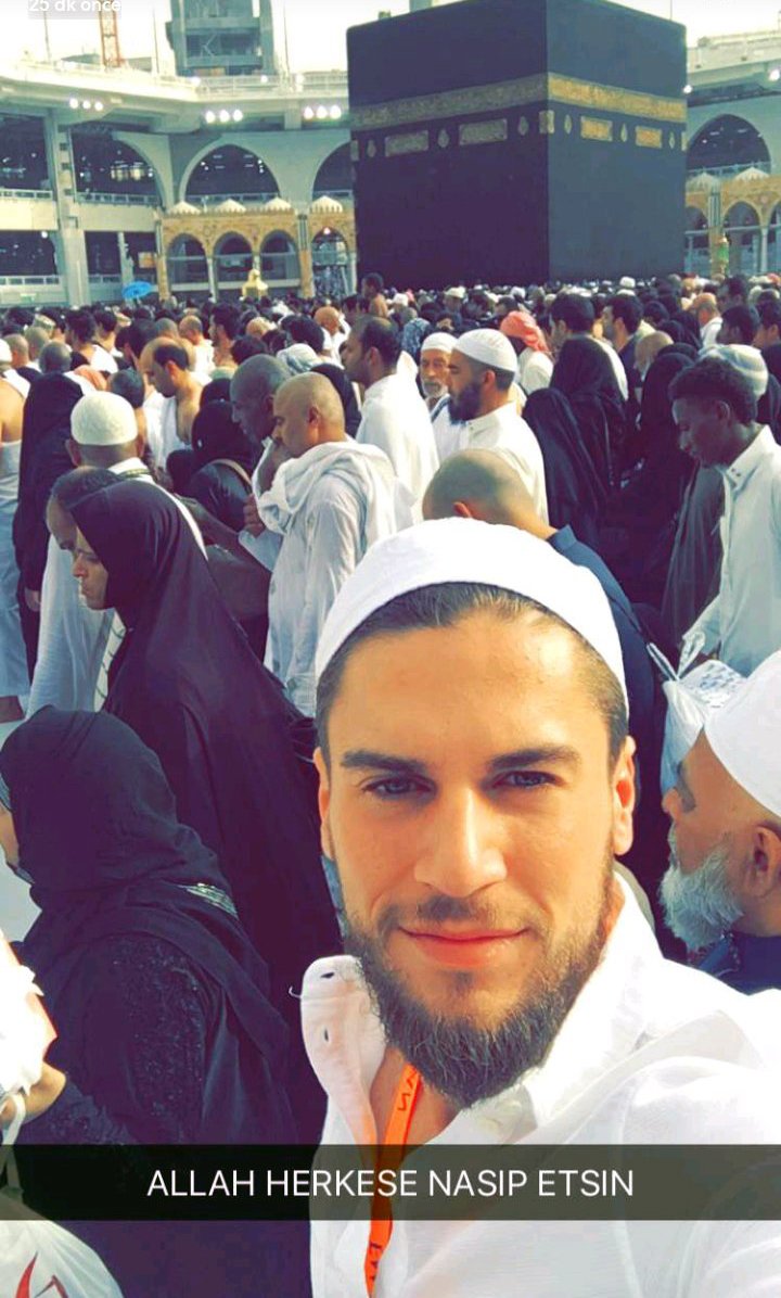 aniltetik's tweet photo. Allah Herkese Nasip Etsin İnşaALLAH 
Hayırlı Ramazanlar, Hayırlı Akşamlar, Hayırlı İftarlar olsun. #UMRE https://t.co/23ouNHD2Vd