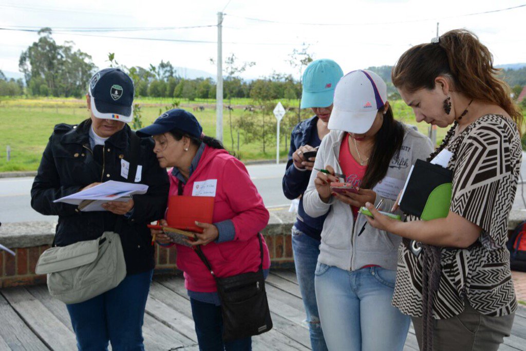 javiersneider's tweet photo. Vamos de maravilla con la Hangout de #LocalGuidesColombia en  #Paipa#Boyacá compartiendo mucho. https://t.co/JvRRXxnAWZ
