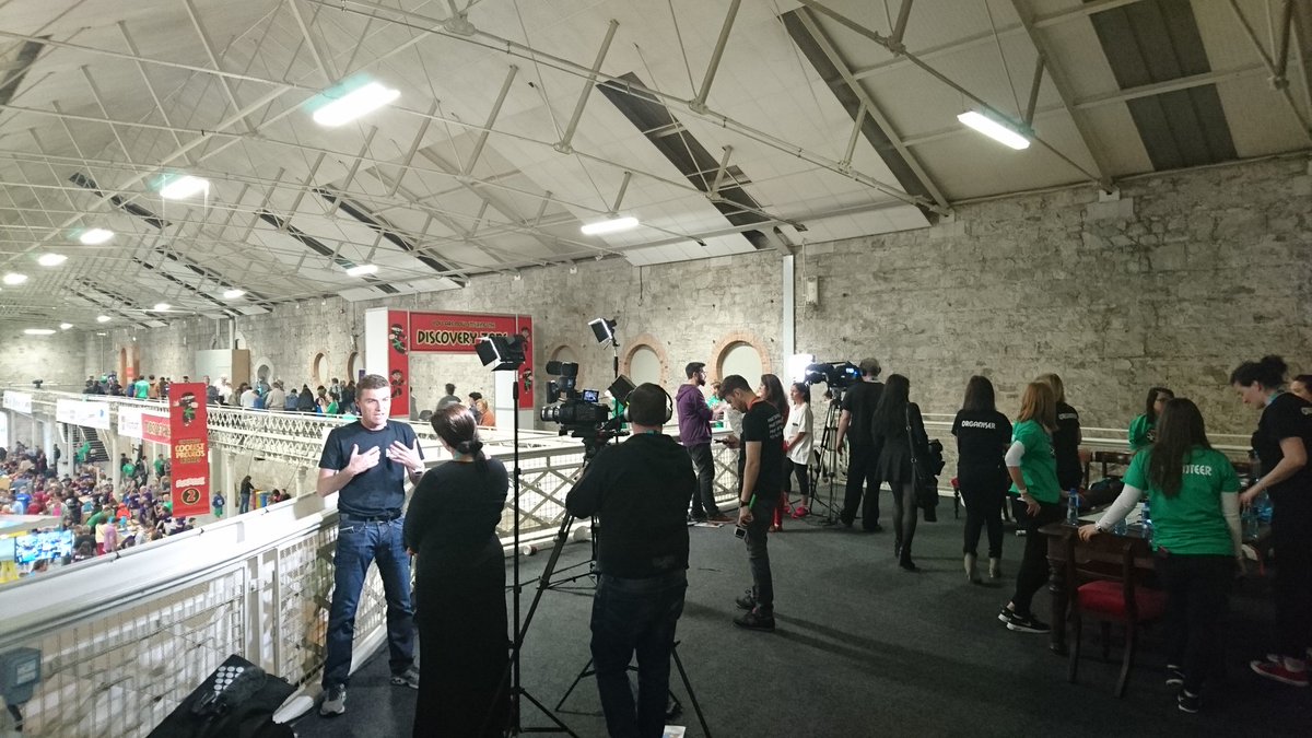 1Events tweet media