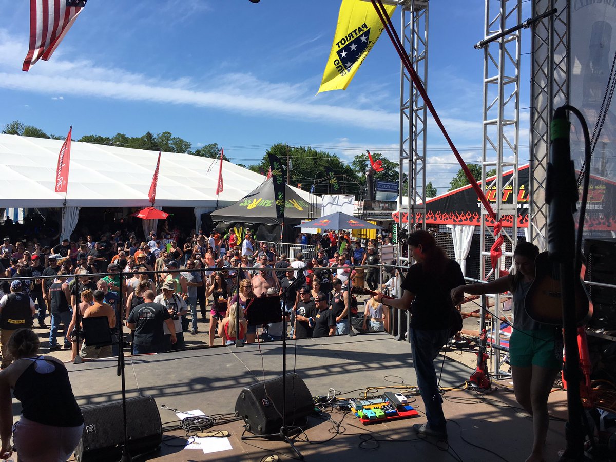 WhiskeyWildBand's tweet photo. @LaconiaRdhouse killed it. Thanks for having us!!!!! https://t.co/hpwwMJfLjw