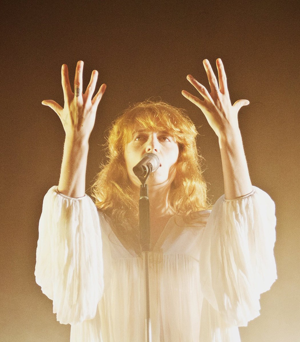 AnotherFloFan tweet media