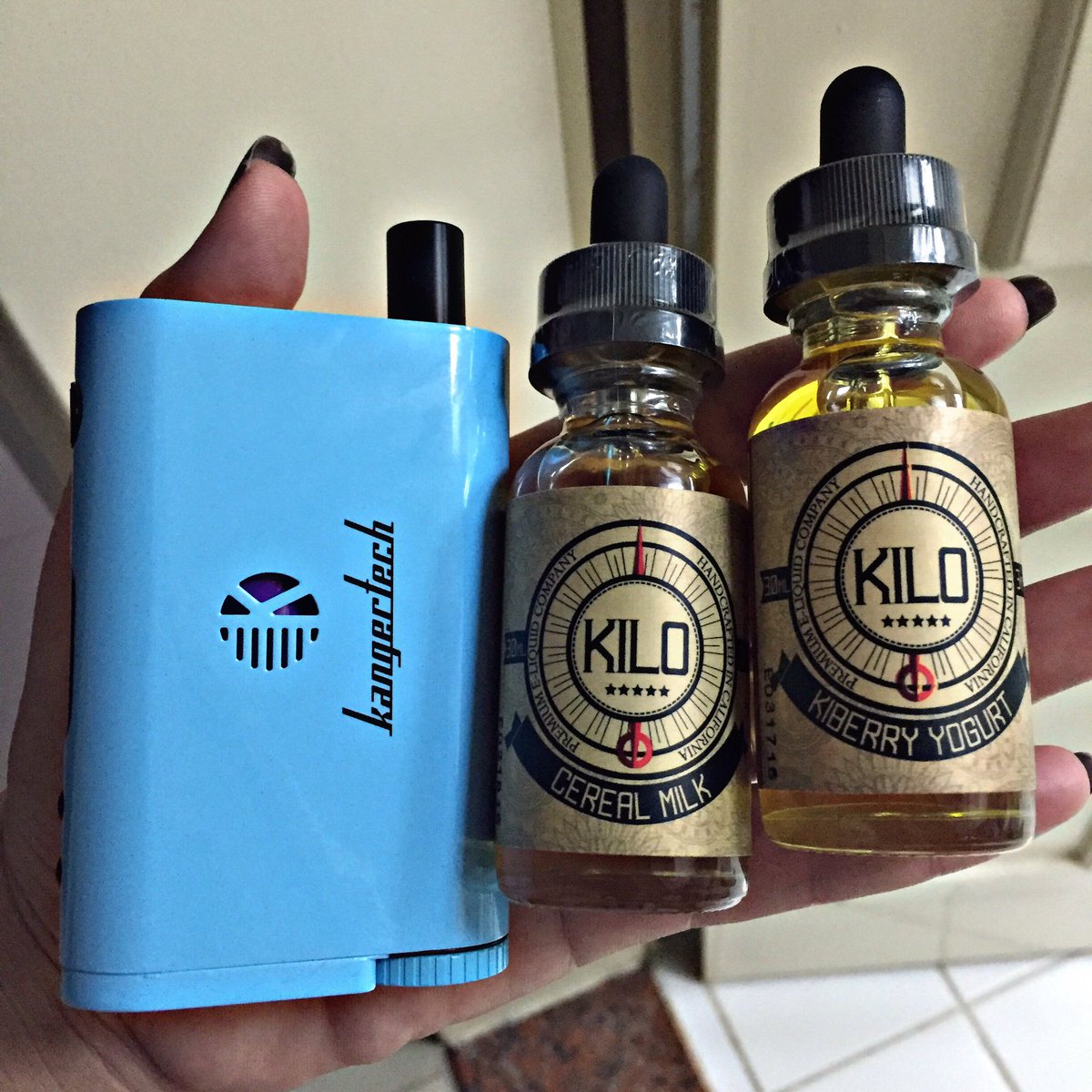 Taste like: bringing back childhood days. #sweetandtangy #kilojuice #vape #nebox