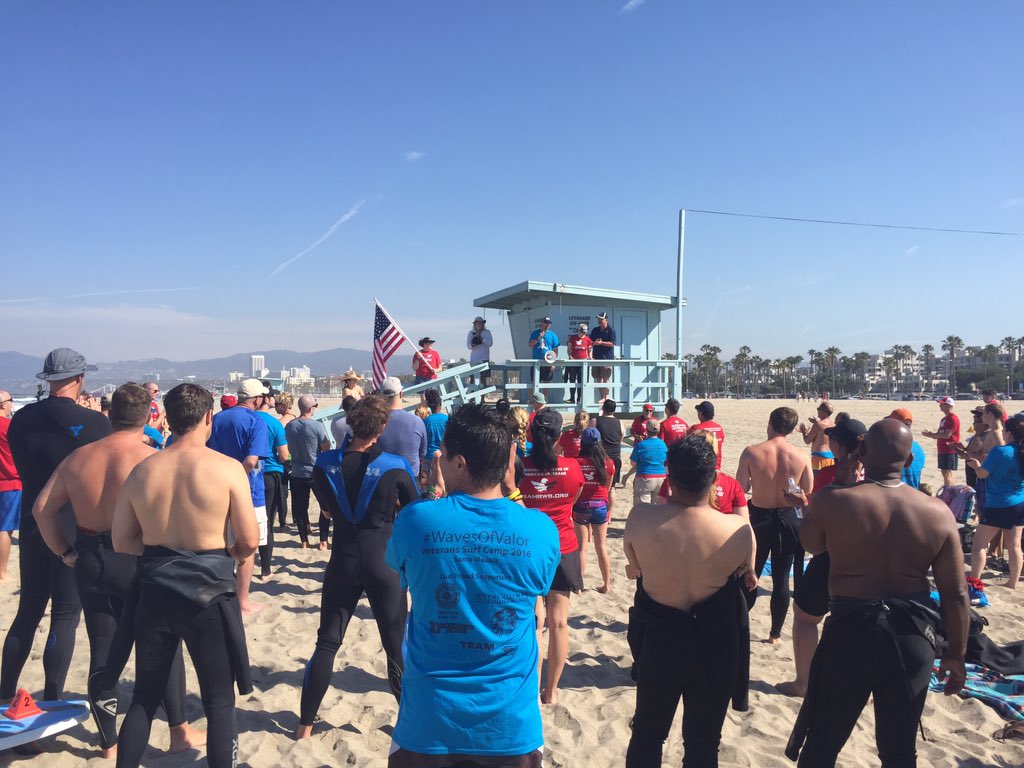 fysiologik's tweet photo. An honor today surfing w/ @TeamRWB #wavesofvalor
Thk you @Starbucks for the support💯
The athletes 💪🏻
#incredible https://t.co/iomv2IQMJo