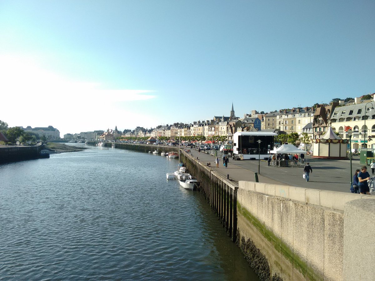 En concert ce soir à Trouville-sur-mer pour le festival "le sable, les mouettes et les guitares électriques"