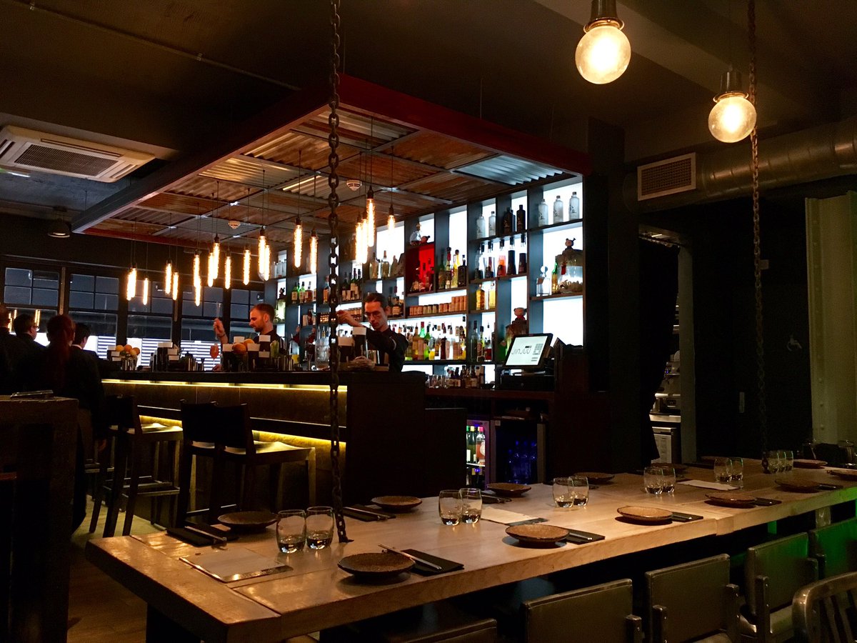 ButlerMayDesign's tweet image. Super cool Korean street food @JinjuuLDN. Best Korean I've had in years #interiordesign #restaurantinteriors