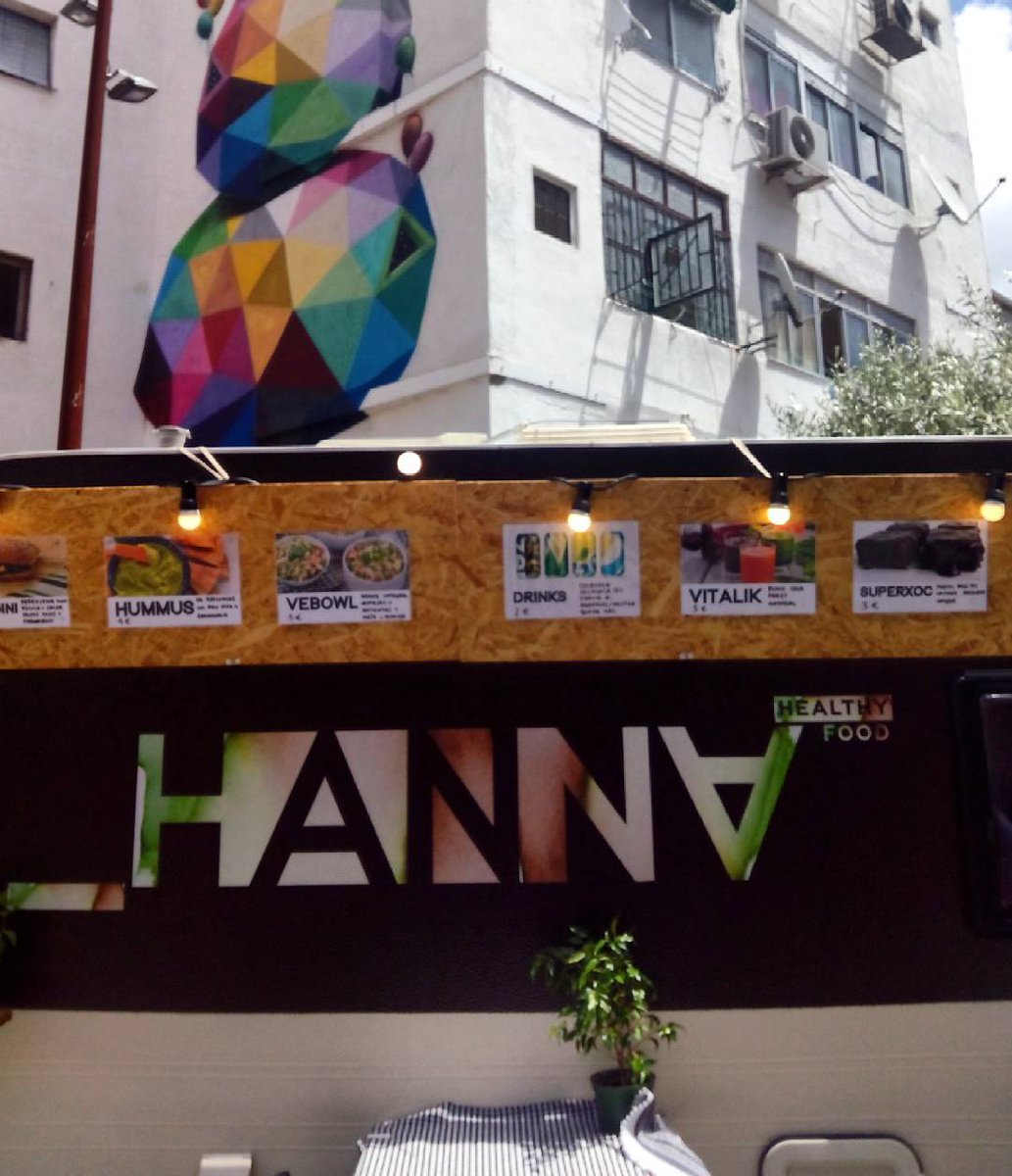 .@HannaCaravana, un food truck especializado en platos vegetarianos y veganos, este finde en <a href="/catatruck/">Catatruck Festival</a>