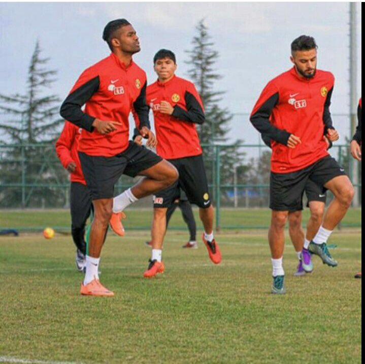 #ESES #Work⚽️